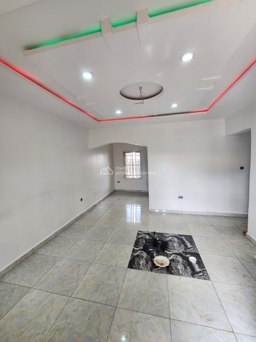 Luxury Two Bedroom Block of Flat, Dawaki District, Dawaki, Gwarinpa, Abuja, Flat / Apartment for Rent