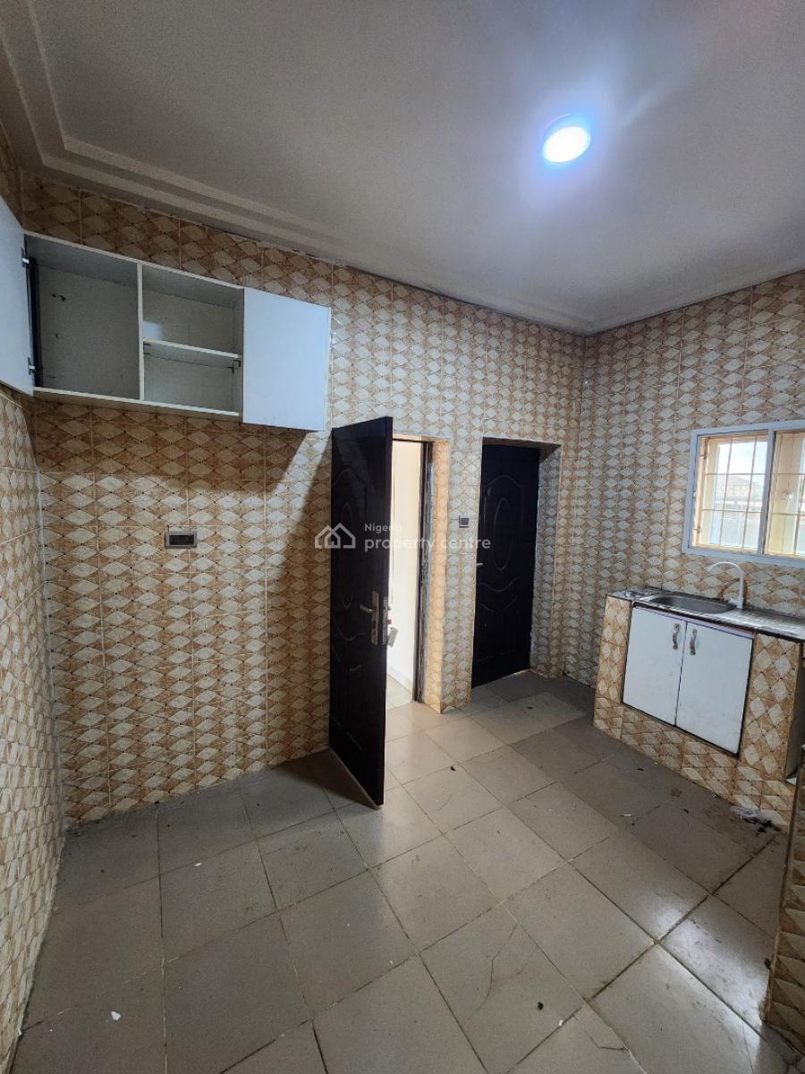Luxury Two Bedroom Block of Flat, Dawaki District, Dawaki, Gwarinpa, Abuja, Flat / Apartment for Rent