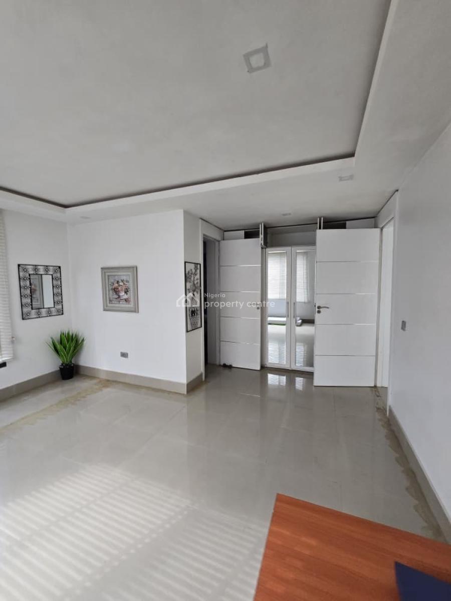 Spacious 1 Bedroom with Pool and Gym, Off Admiralty Way, Lekki, Lagos, Mini Flat (room and Parlour) for Sale