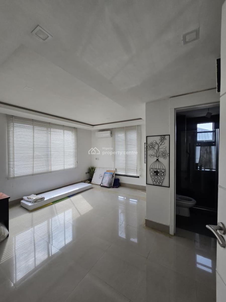 Spacious 1 Bedroom with Pool and Gym, Off Admiralty Way, Lekki, Lagos, Mini Flat (room and Parlour) for Sale