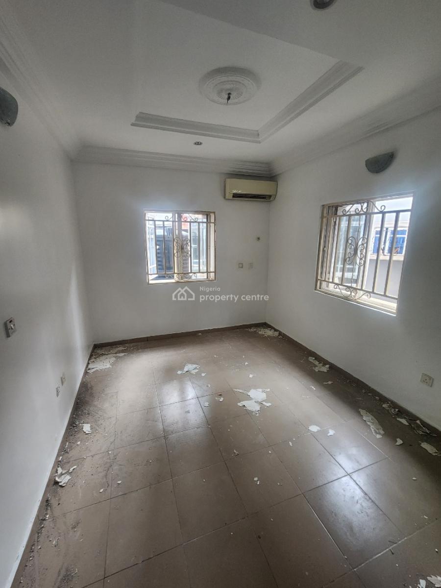 Luxury Two Bedroom Block of Flat, News Engineering, Dawaki, Gwarinpa, Abuja, Flat / Apartment for Rent