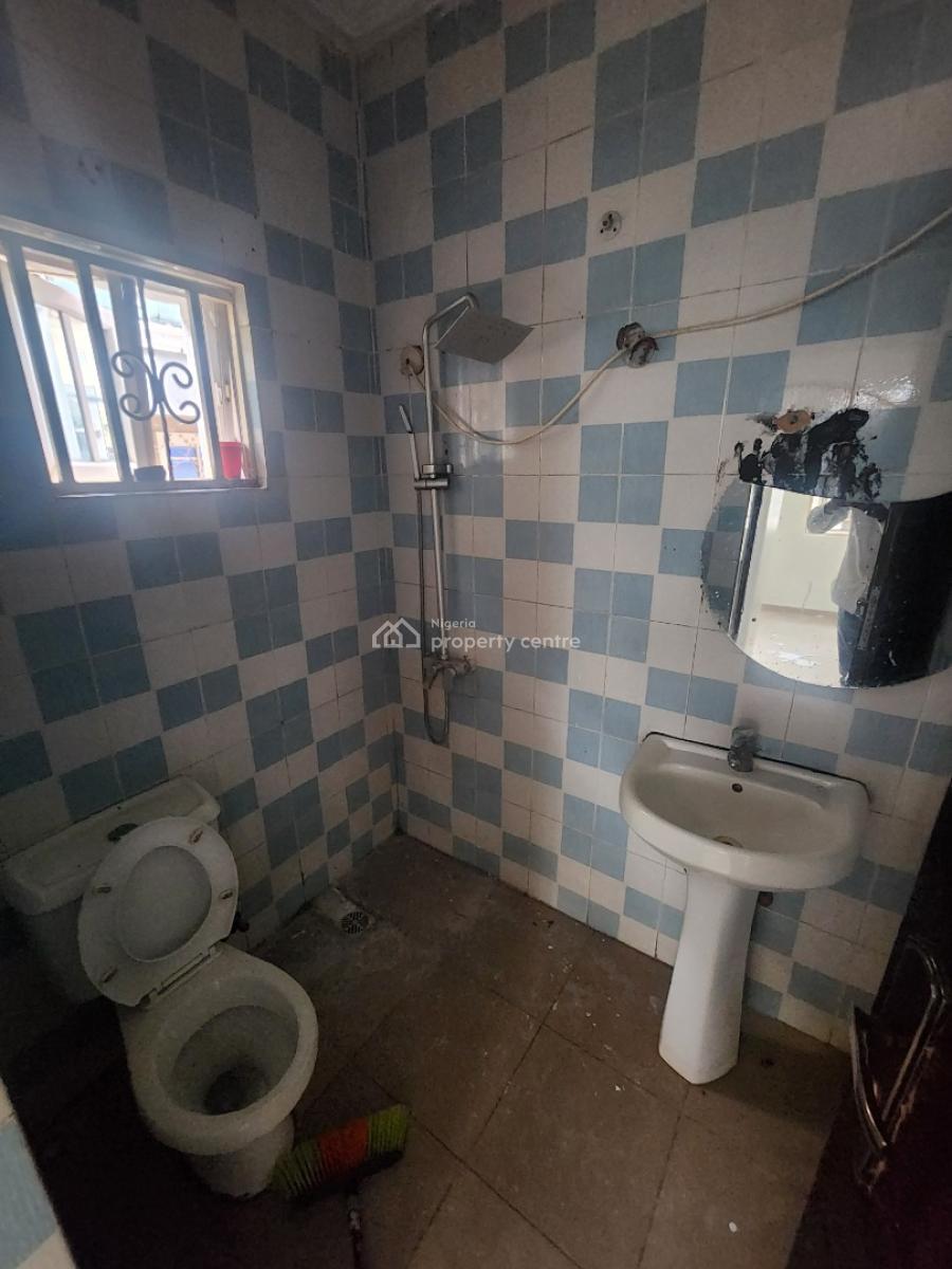 Luxury Two Bedroom Block of Flat, News Engineering, Dawaki, Gwarinpa, Abuja, Flat / Apartment for Rent