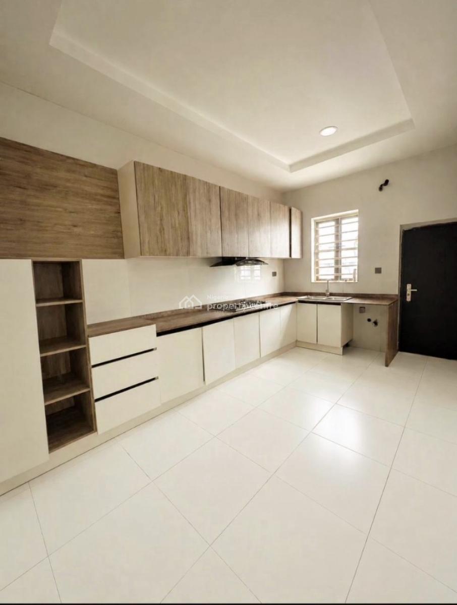Very Spacious Mini Flat with Fully Fitted Kitchen and 24/7 Light, Lekki, Lagos, Mini Flat (room and Parlour) for Rent