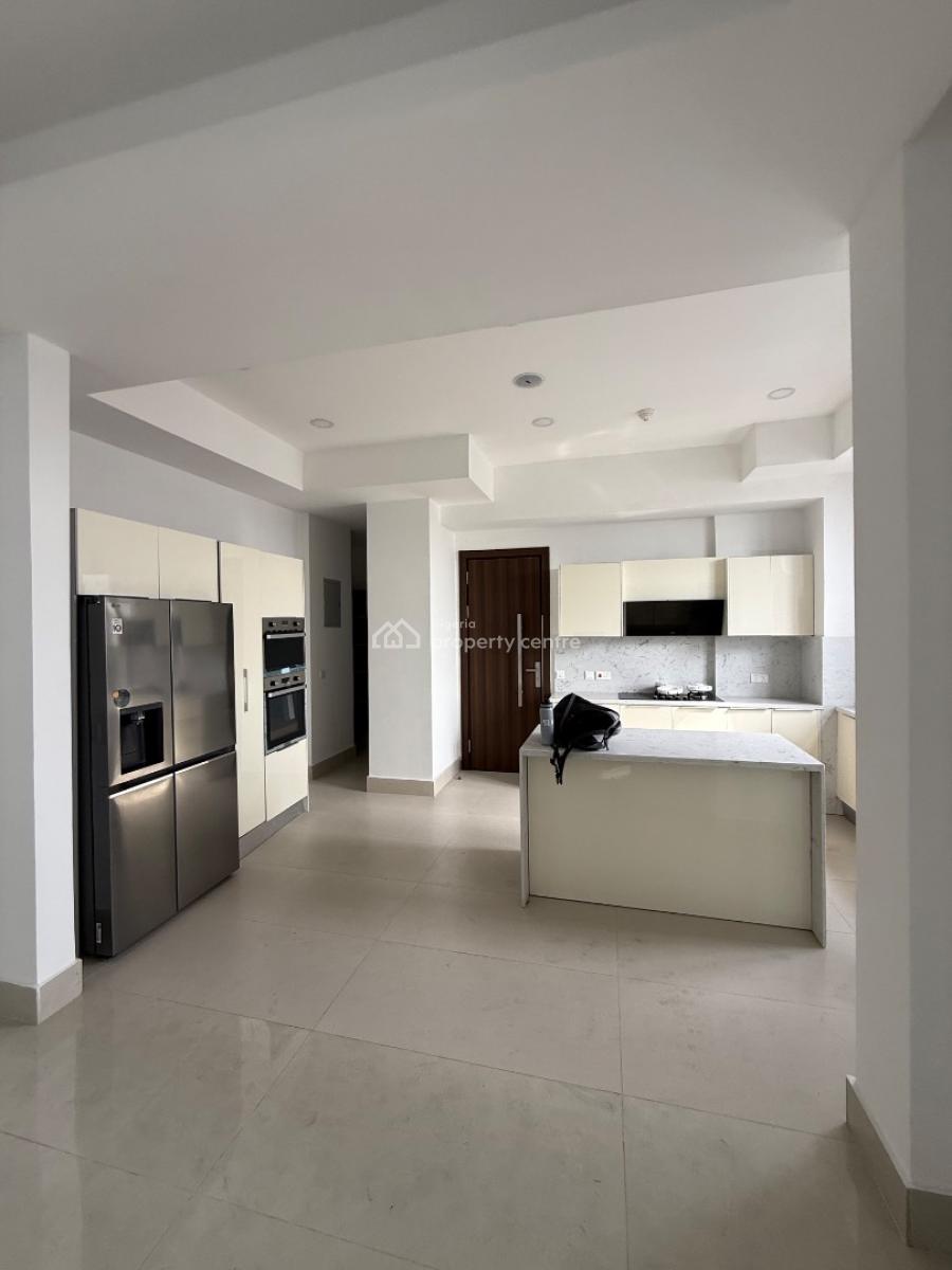 Well Build 3 Bedroom High-rise Apartment, Off Durosinmi Etti Drive, Lekki, Lagos, Flat / Apartment for Sale