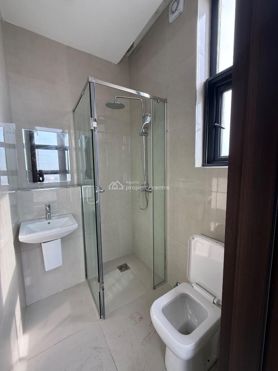 Well Build 3 Bedroom High-rise Apartment, Off Durosinmi Etti Drive, Lekki, Lagos, Flat / Apartment for Sale