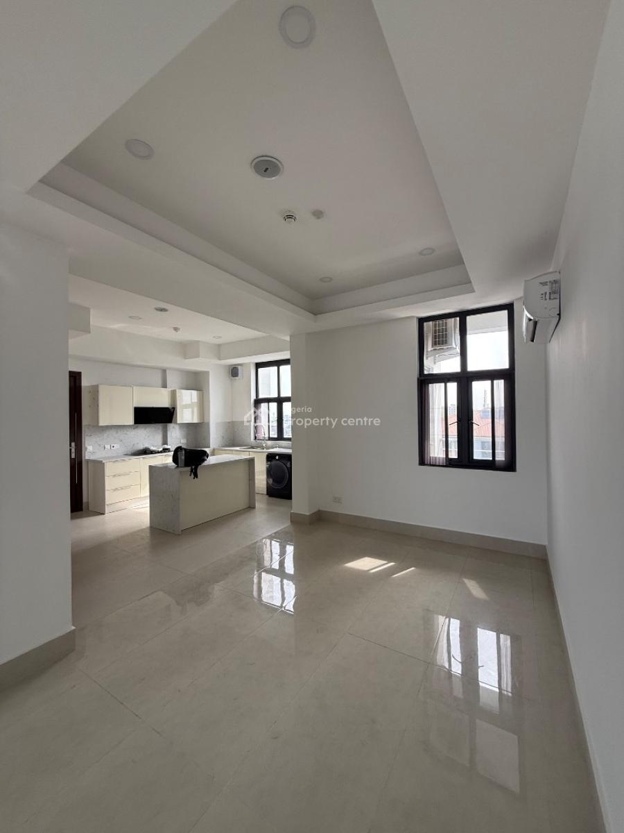 Well Build 3 Bedroom High-rise Apartment, Off Durosinmi Etti Drive, Lekki, Lagos, Flat / Apartment for Sale