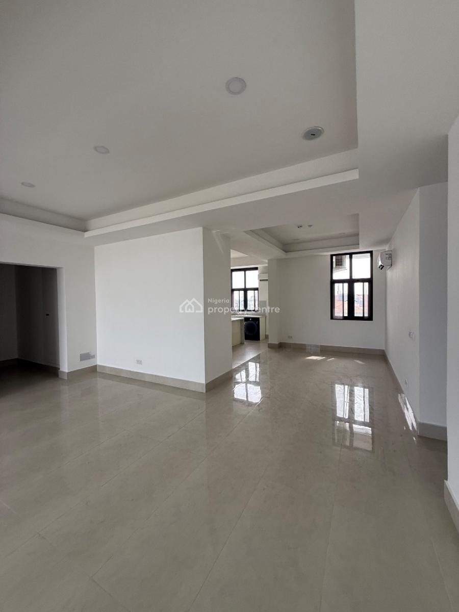 Well Build 3 Bedroom High-rise Apartment, Off Durosinmi Etti Drive, Lekki, Lagos, Flat / Apartment for Sale