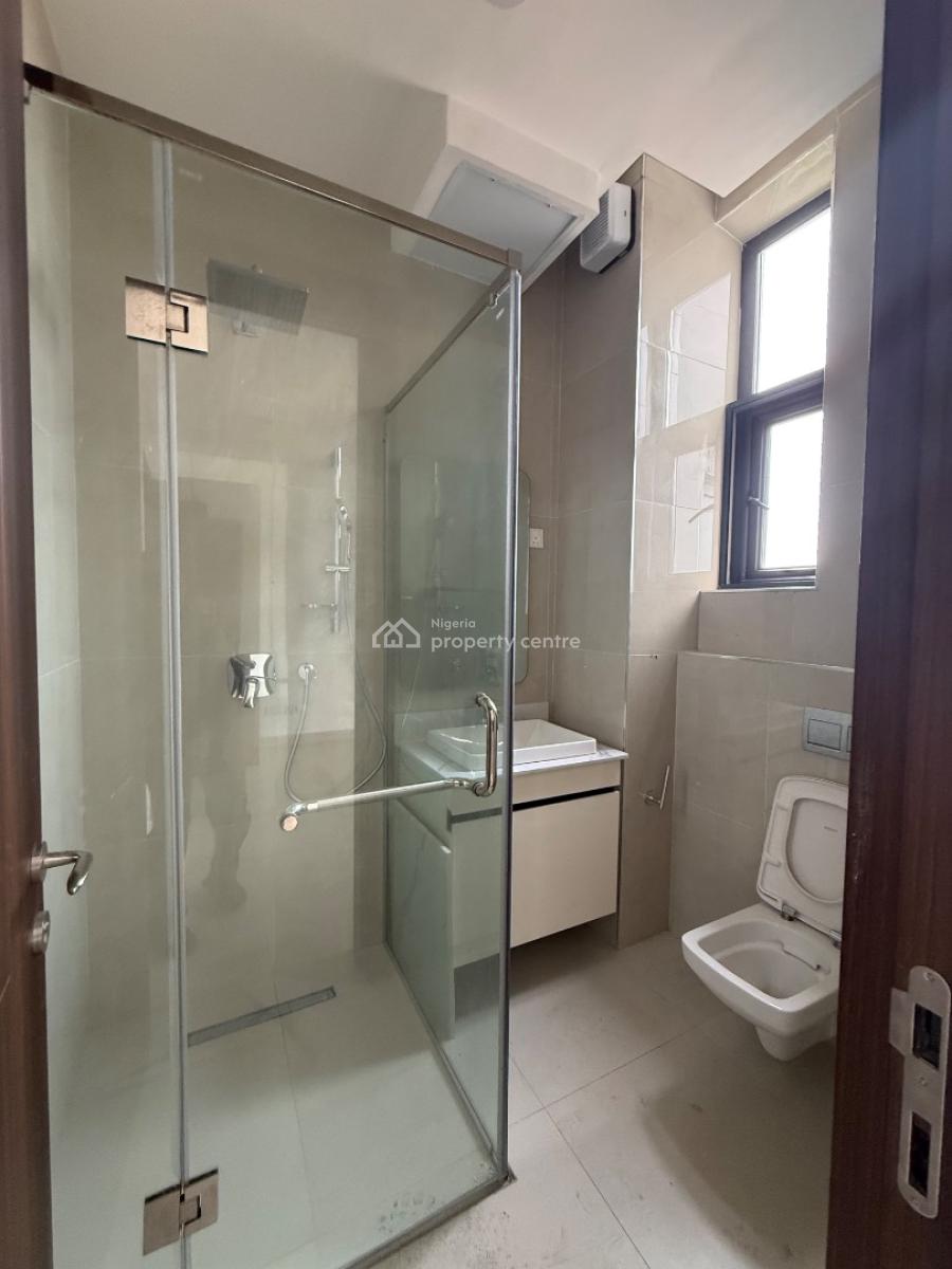 Well Build 3 Bedroom High-rise Apartment, Off Durosinmi Etti Drive, Lekki, Lagos, Flat / Apartment for Sale