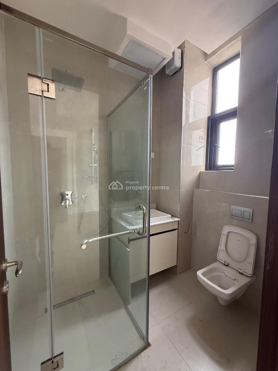 Well Build 3 Bedroom High-rise Apartment, Off Durosinmi Etti Drive, Lekki, Lagos, Flat / Apartment for Sale