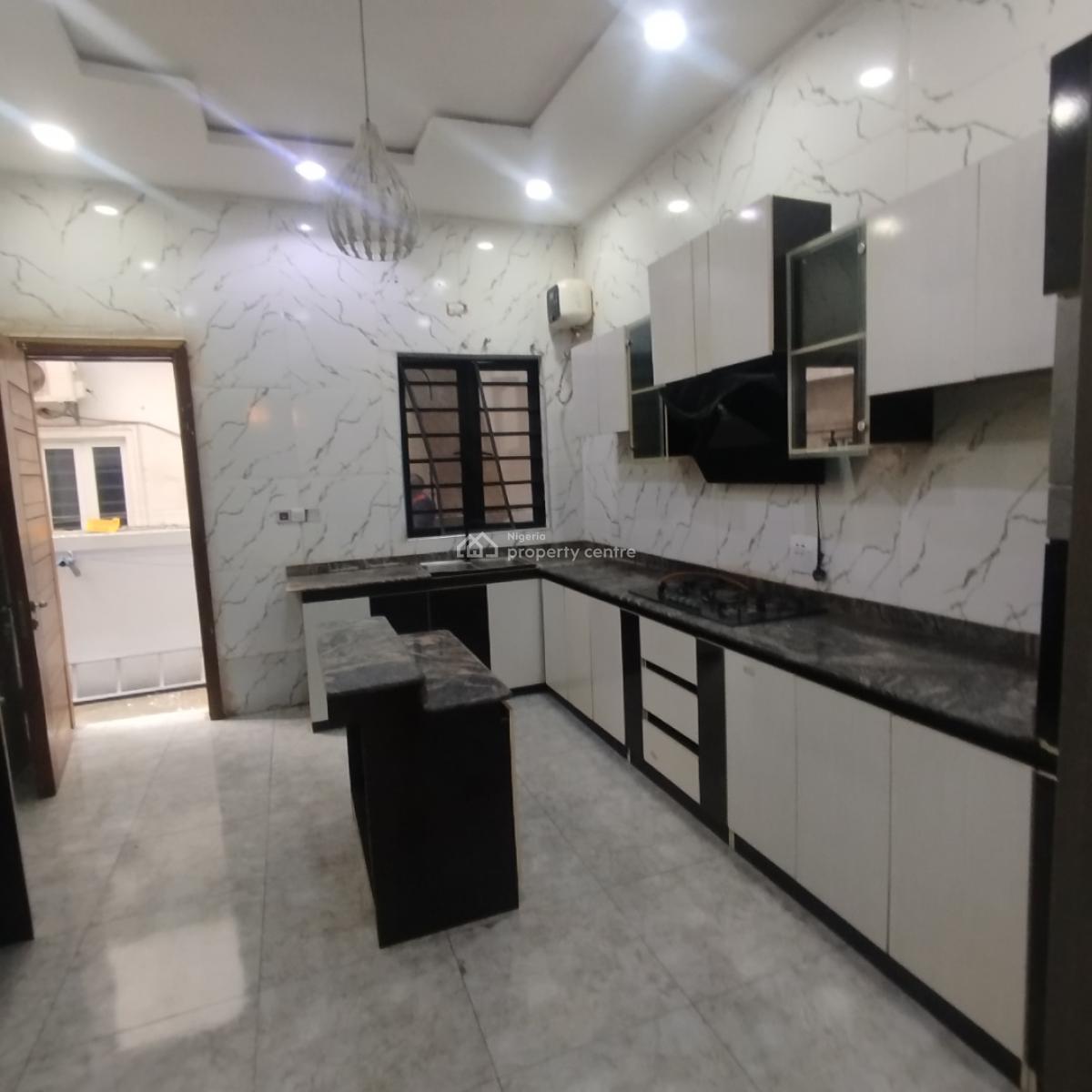 Nice 4 Bedroom Terrace Duplex, Oral Estate Extension, Lekki Expressway, Lekki, Lagos, Terraced Duplex for Rent