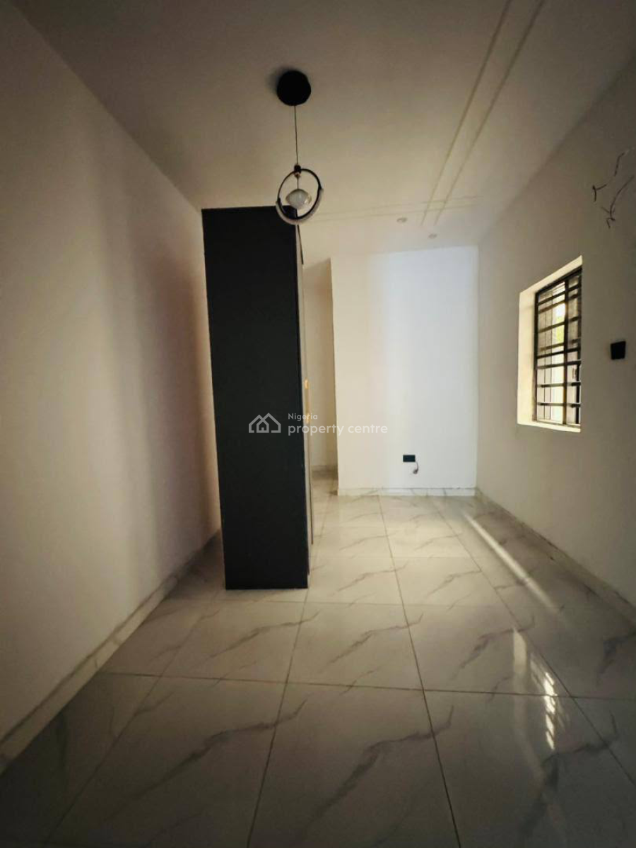 Spaciously Built 4 Bedroom Semi Detached Duplex, Yaba, Lagos, Semi-detached Duplex for Sale