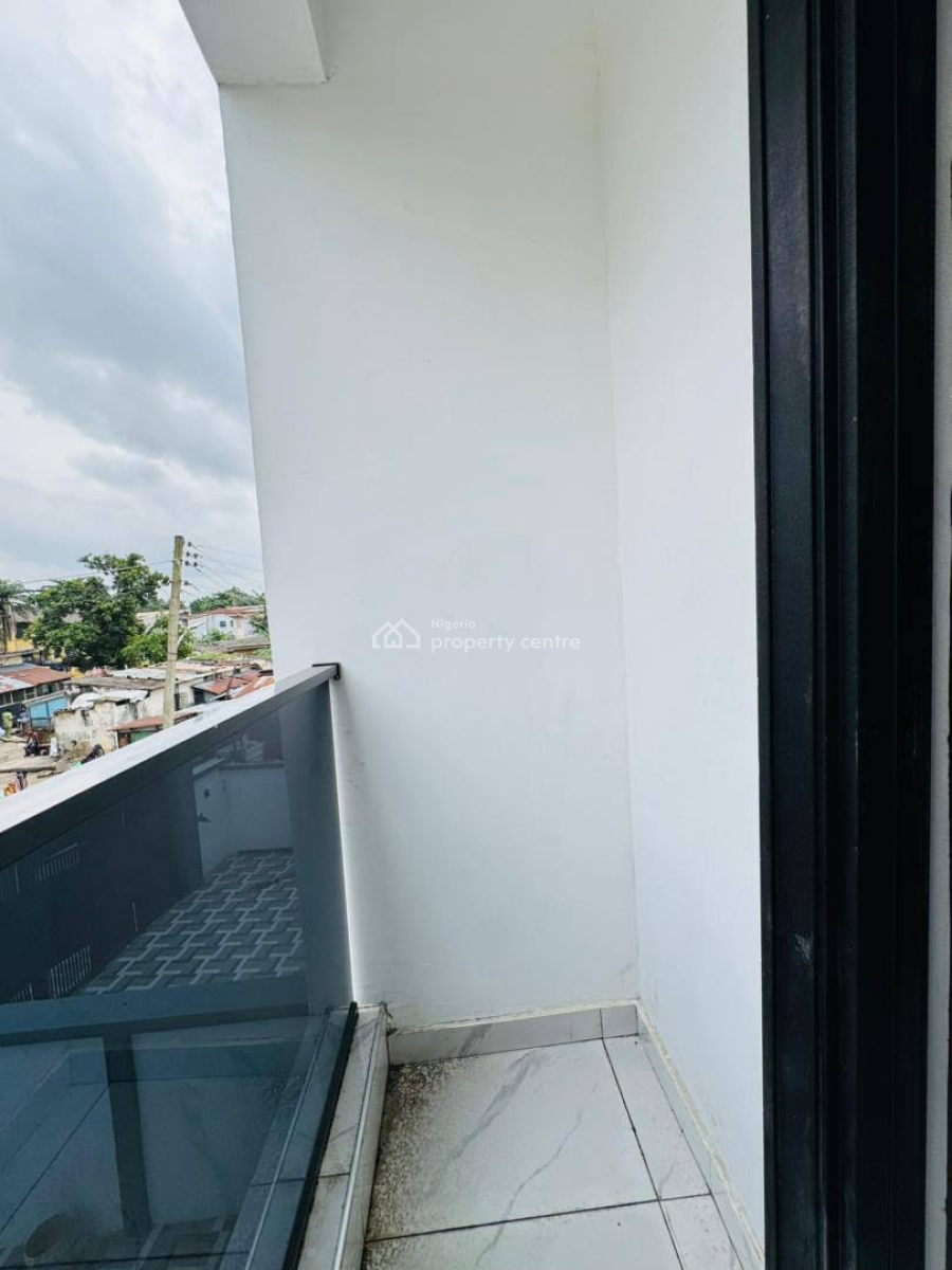 Spaciously Built 4 Bedroom Semi Detached Duplex, Yaba, Lagos, Semi-detached Duplex for Sale