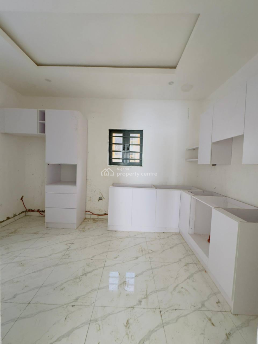Newly Built 3 Bedroom Apartment with Bq, Gbagada, Lagos, Flat / Apartment for Sale