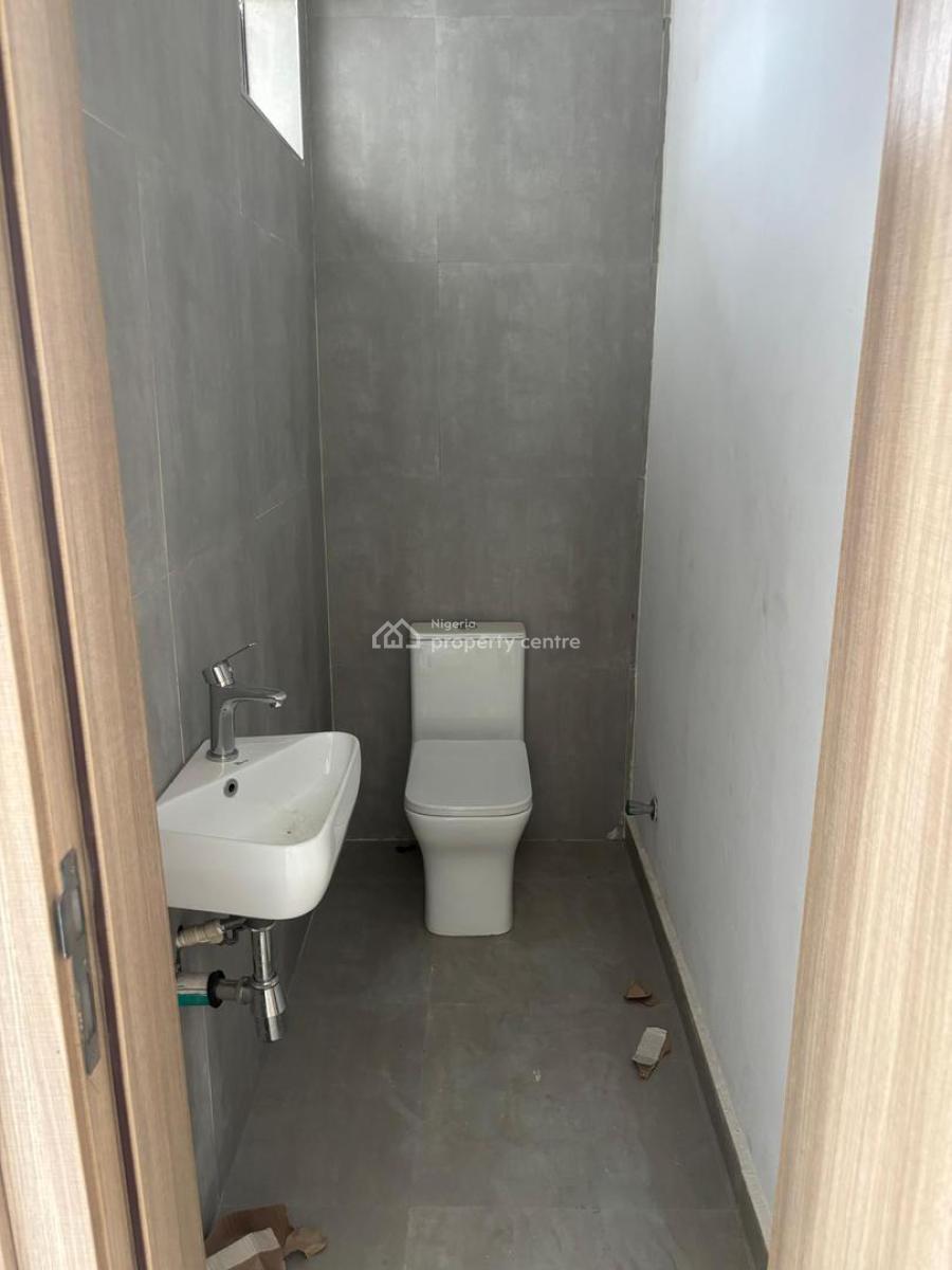 Well Built and Solid Seaview 2 Bedroom Furnished Apartment, Lekki Right, Lekki Phase 1, Lekki, Lagos, Flat / Apartment for Rent