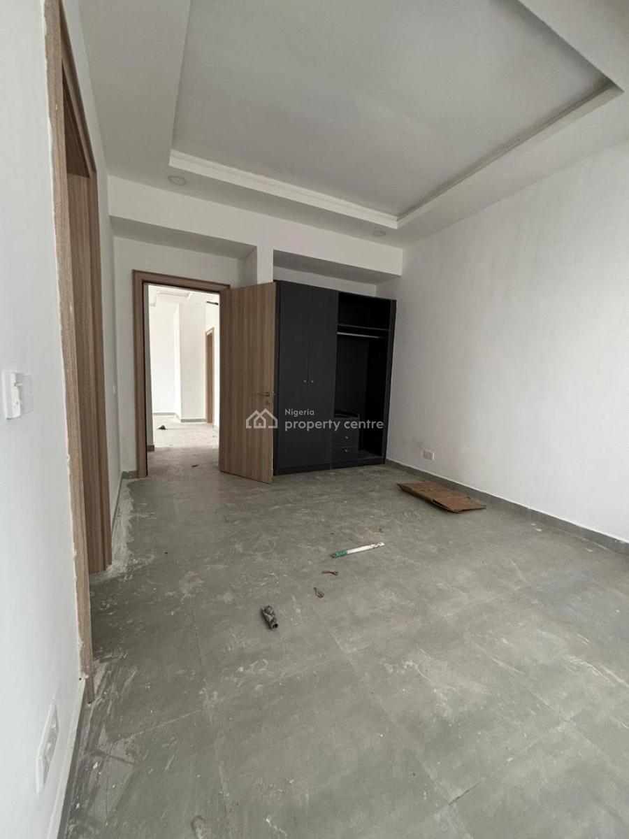 Well Built and Solid Seaview 2 Bedroom Furnished Apartment, Lekki Right, Lekki Phase 1, Lekki, Lagos, Flat / Apartment for Rent