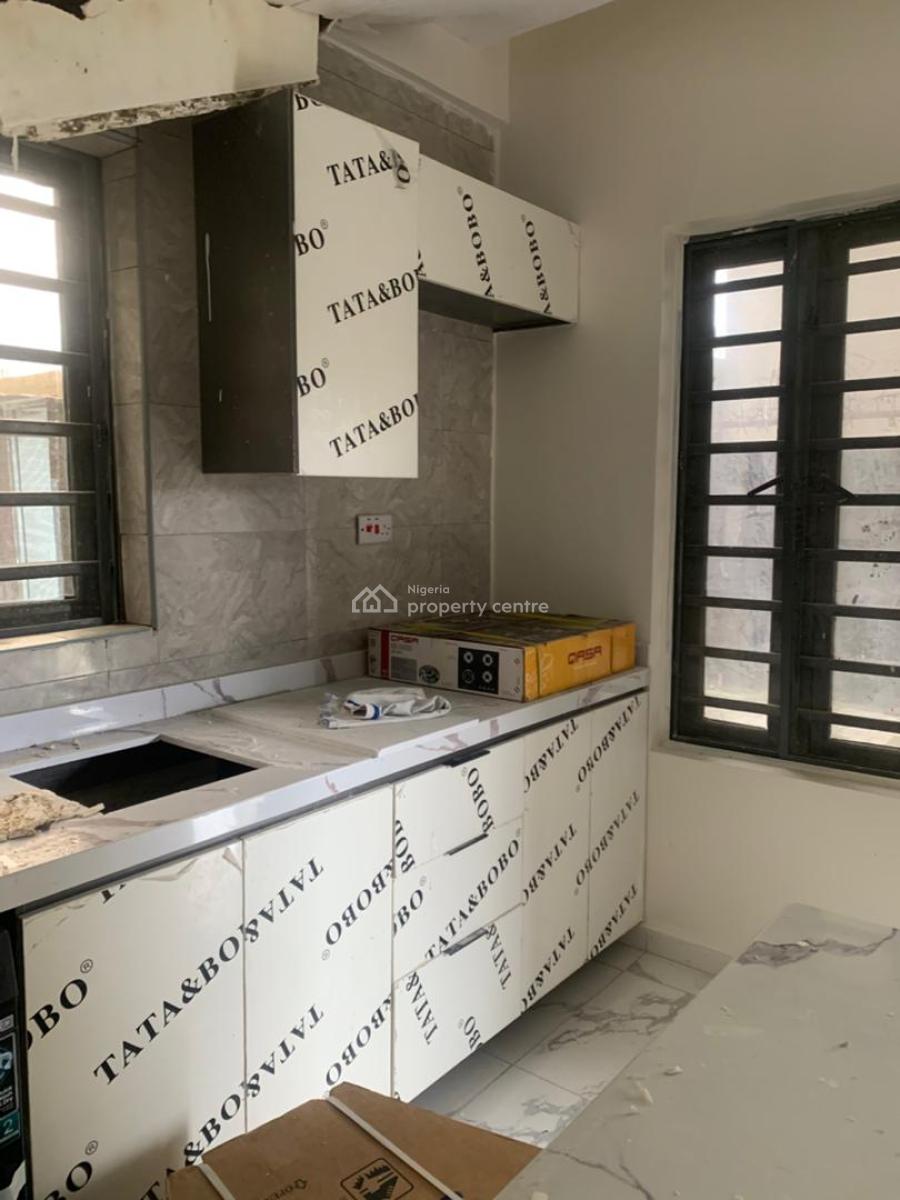 Fully Serviced and Functional Well Finished 1 Bedroom  Apartment, Igbo Efon, Lekki, Lagos, Flat / Apartment for Rent