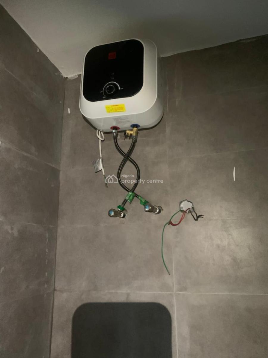 Fully Serviced and Functional Well Finished 1 Bedroom  Apartment, Igbo Efon, Lekki, Lagos, Flat / Apartment for Rent