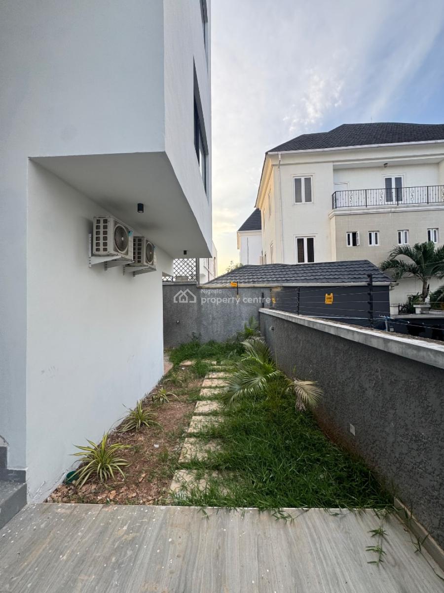6-bedroom En-suite Villa Is Crafted for Elevated Family Living, Banana Island, Ikoyi, Lagos, Detached Duplex for Sale