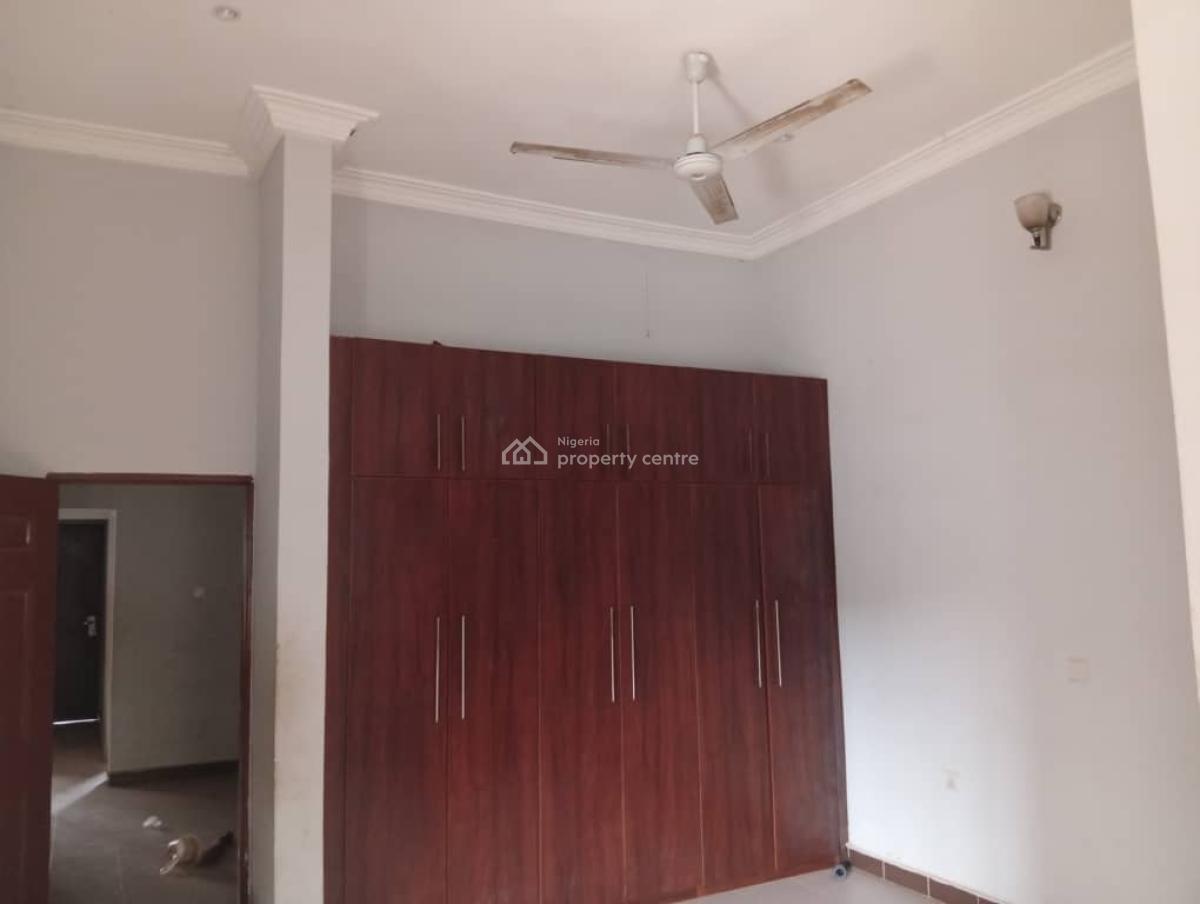Spacious 4 Bedroom Bungalow, 4th Avenue, Gwarinpa, Abuja, Detached Bungalow for Rent