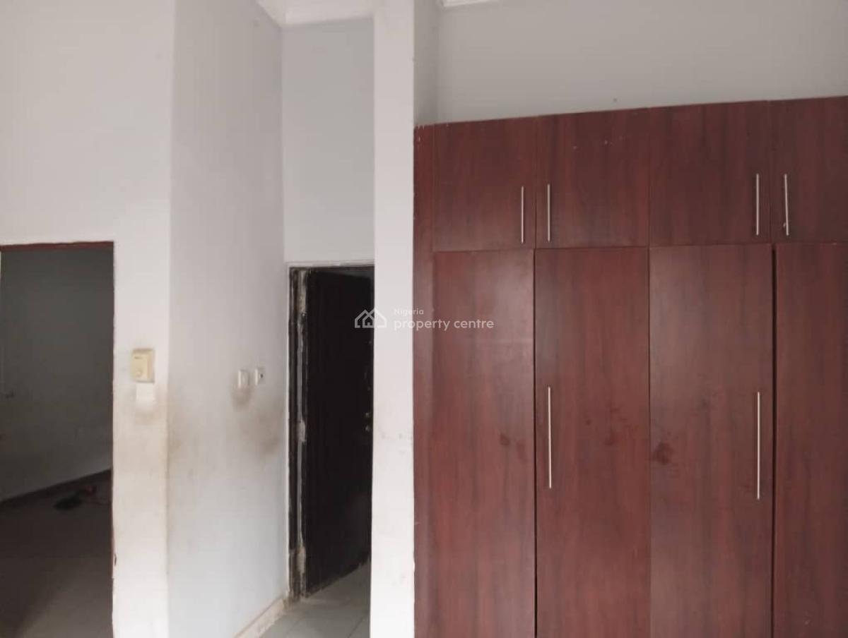 Spacious 4 Bedroom Bungalow, 4th Avenue, Gwarinpa, Abuja, Detached Bungalow for Rent
