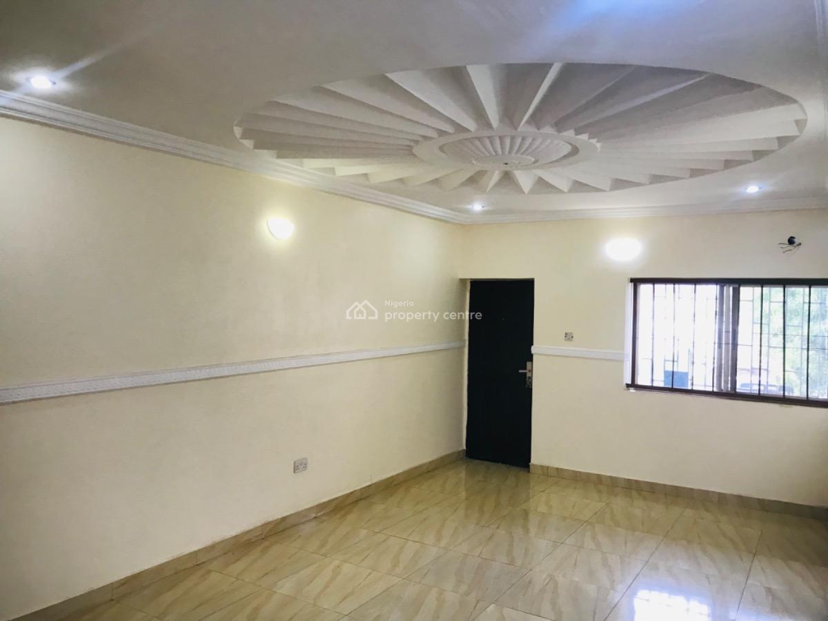 Standard 3 Bedroom Apartment, 2nd Avenue, Gwarinpa, Abuja, Flat / Apartment for Rent