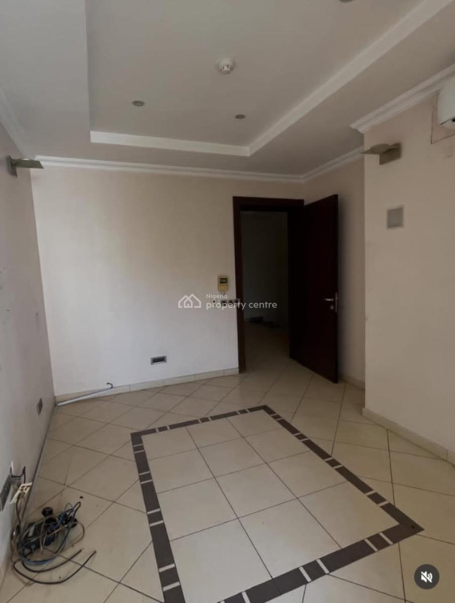 Service 4bedrooms Terrace Duplex with Swimming Pool and Gym, Banana Island, Ikoyi, Lagos, Terraced Duplex for Rent