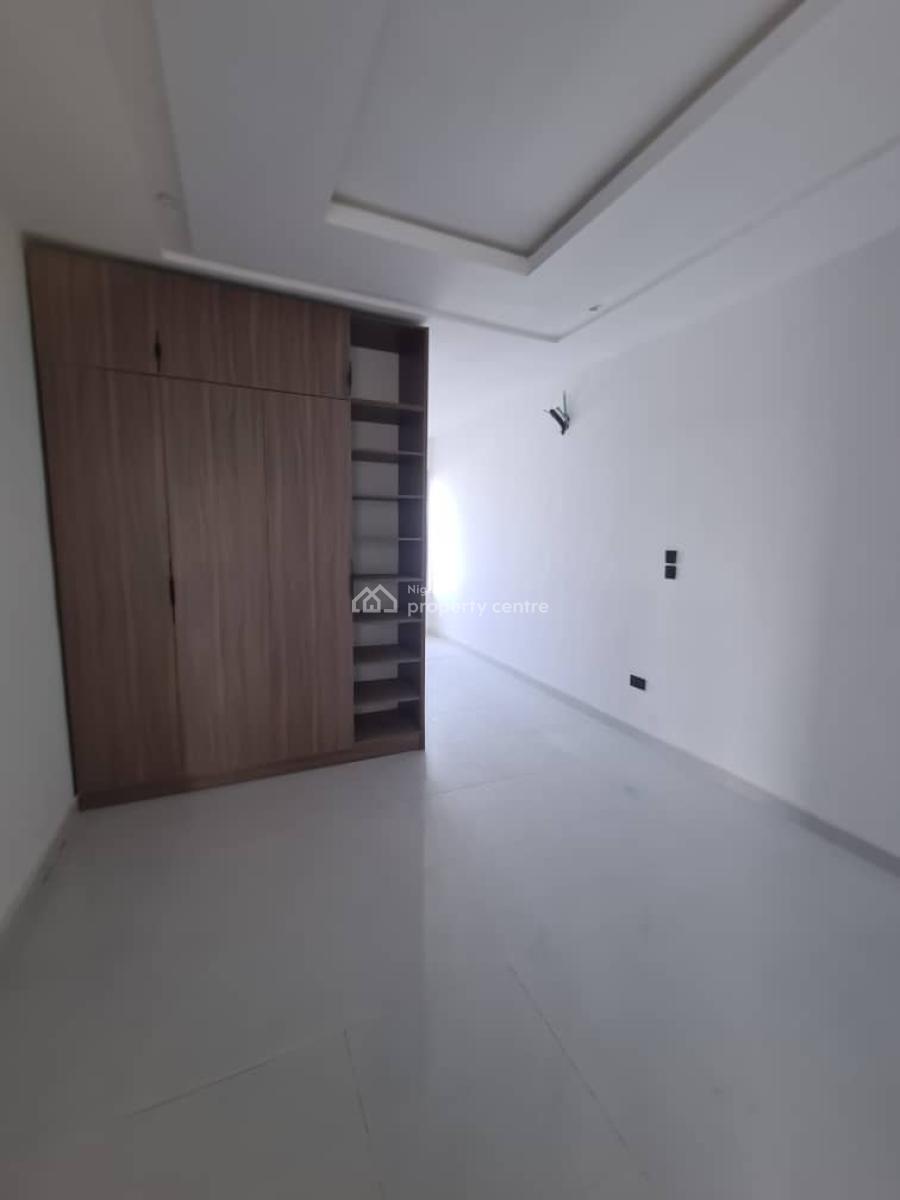a Newly Built & Well Finished  2 Bedroom  Apartment, Ikate Elegushi, Lekki, Lagos, Flat / Apartment for Rent