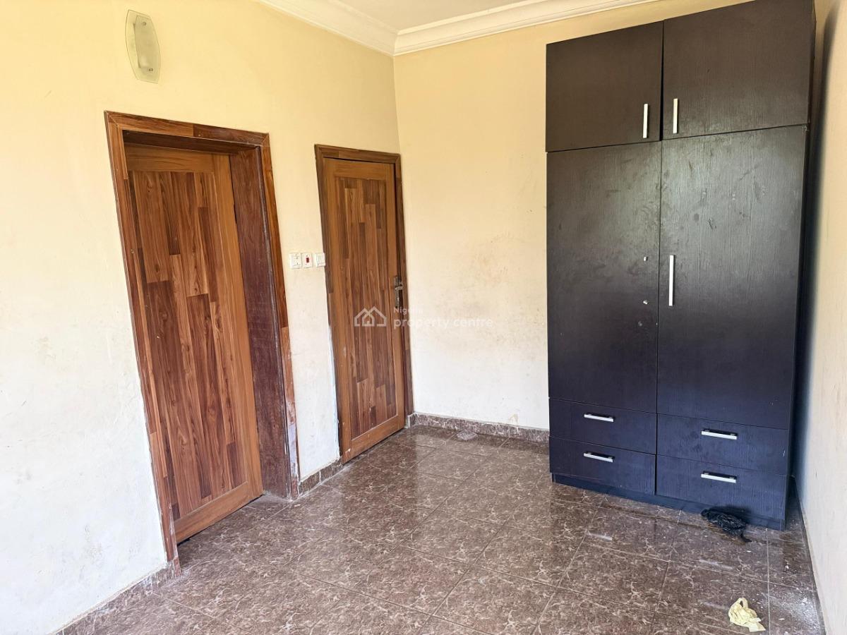 Beautiful Spacious 3 Bedrooms Apartment on Ground Floor, Near Piccadilly Hotel, Lekki, Lagos, Flat / Apartment for Rent