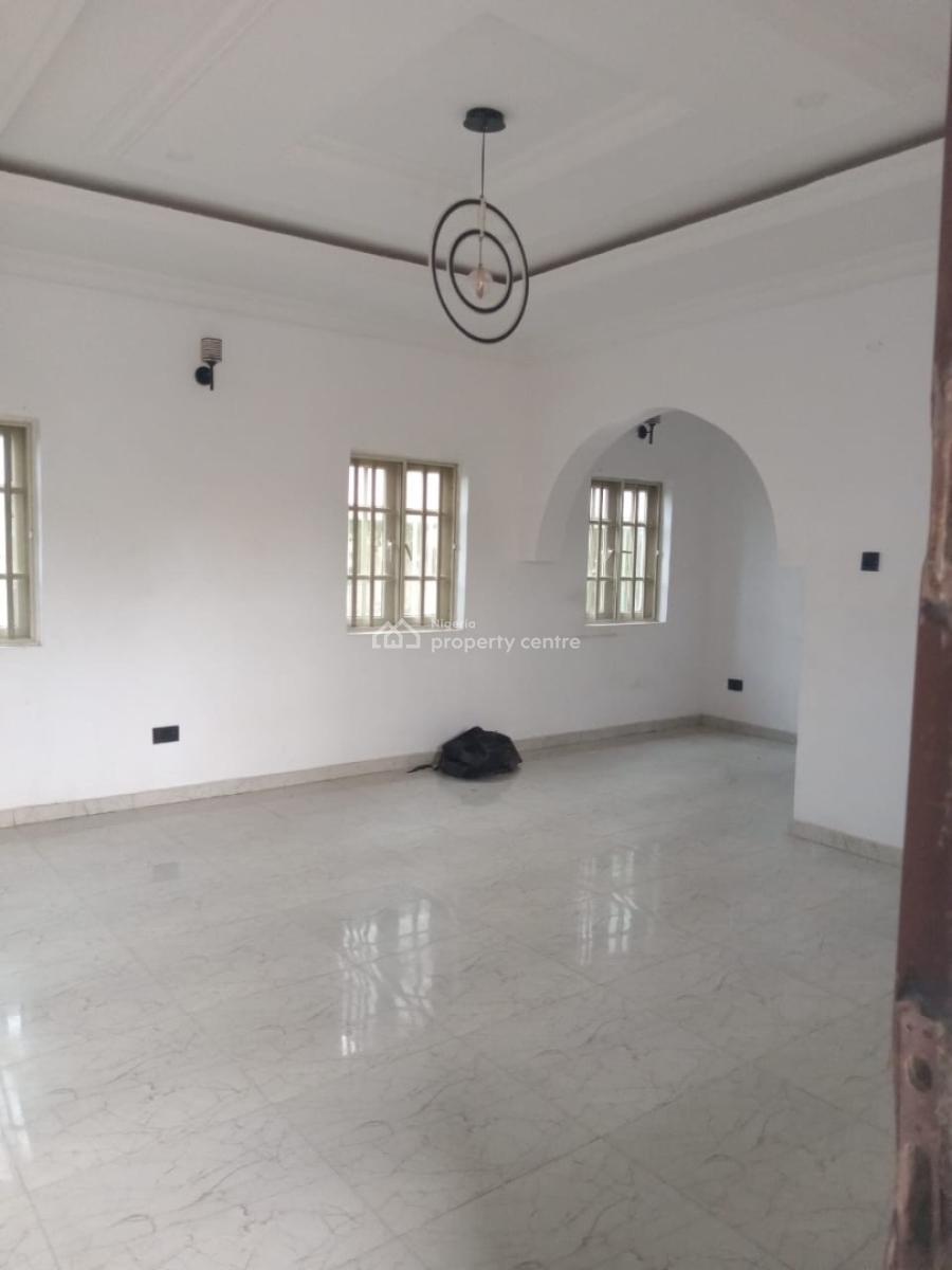 3 Bedroom Flat in a Well Interlocked and Secured Estate, Miniru Estate, Ogombo, Ajah, Lagos, Flat / Apartment for Rent