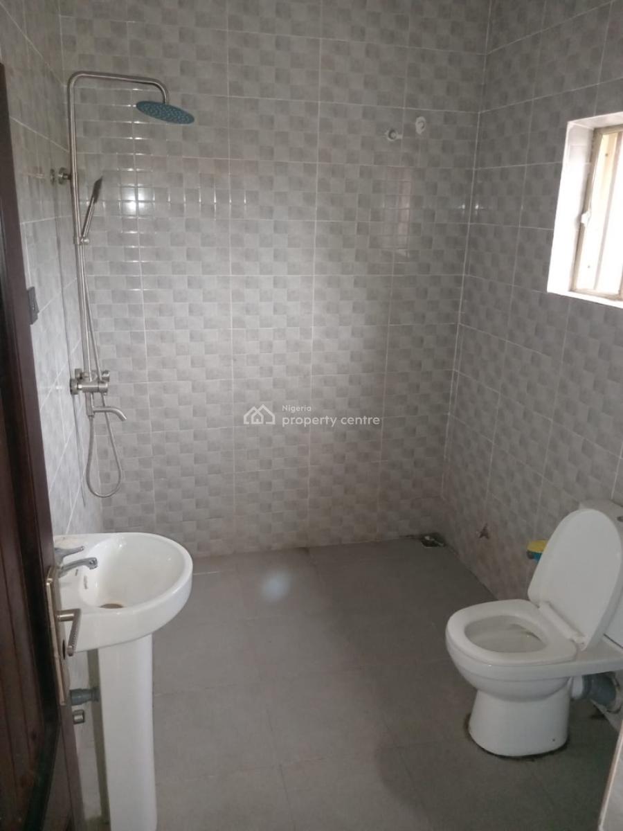 3 Bedroom Flat in a Well Interlocked and Secured Estate, Miniru Estate, Ogombo, Ajah, Lagos, Flat / Apartment for Rent