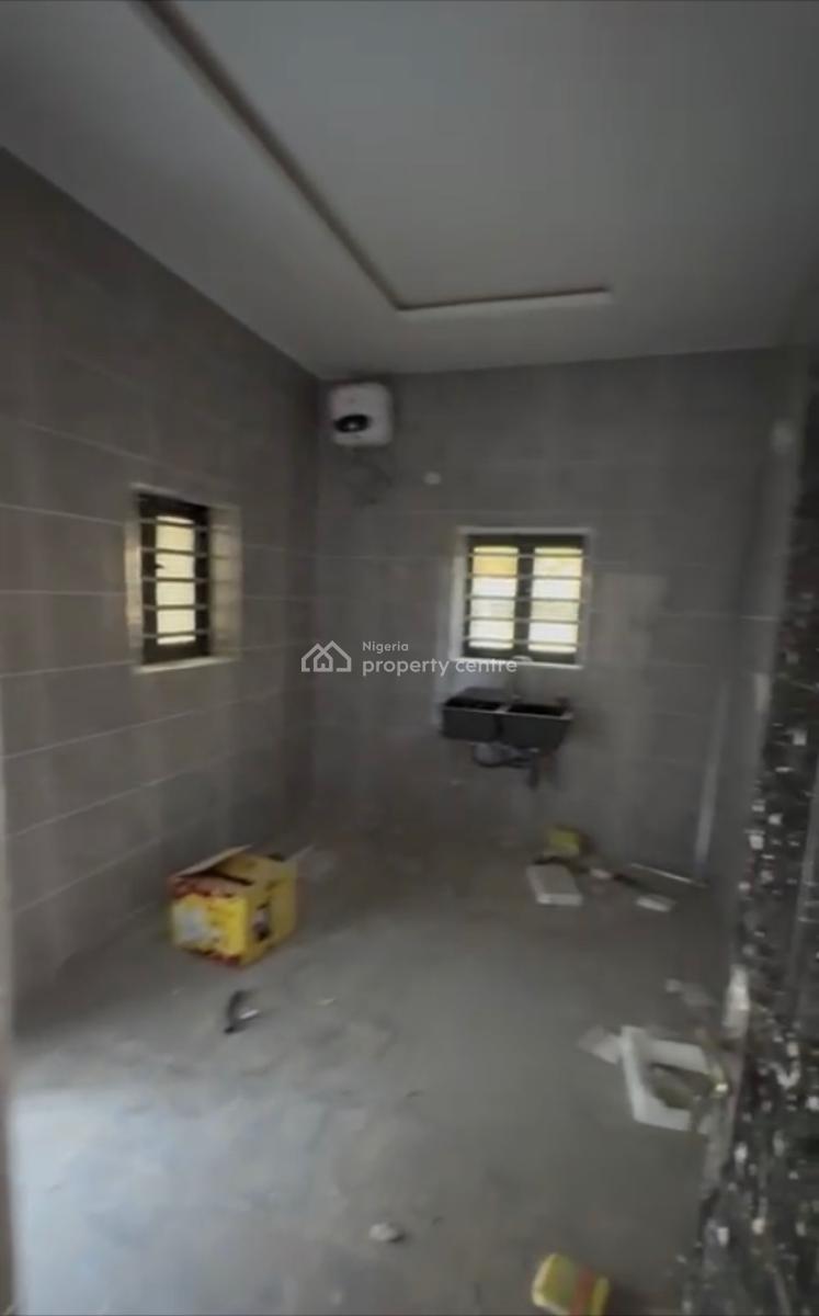 Luxury New 3 Bedroom En-suite Bungalow, Apo Primary Axis, Apo, Abuja, Block of Flats for Sale