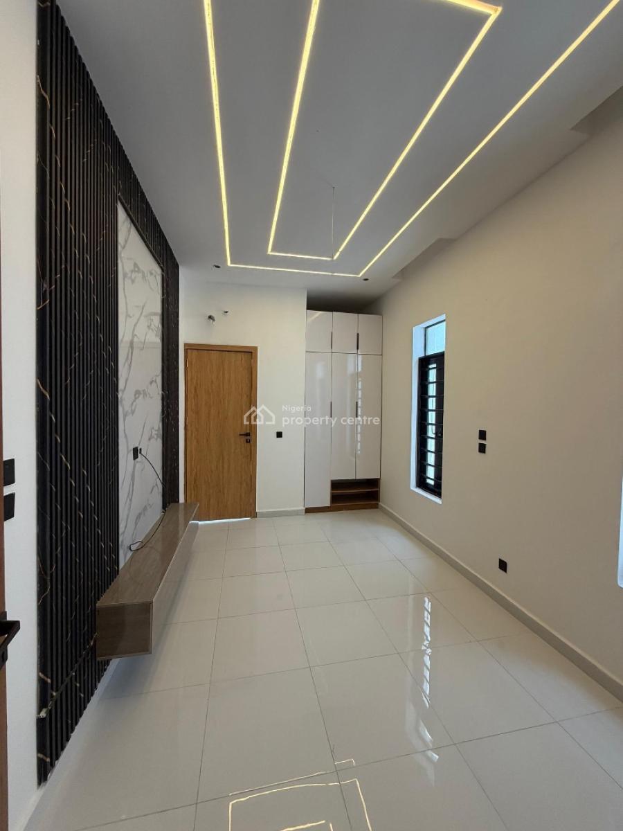 Distress 5 Bedroom Detached Duplex with Swimming Pool, Chevron Toll Gate, Orchid Road, Lekki, Lagos, Detached Duplex for Sale