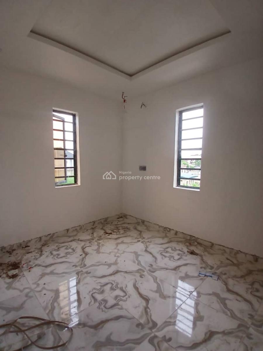 Spacious 2 Bedroom Top Floor, Sangotedo Estate, Sangotedo, Ajah, Lagos, House for Rent