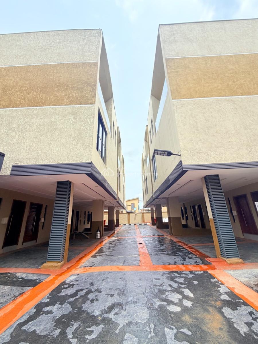 Exquisitely Built 3 Bedroom Terrace Duplex with Bq, Ikeja Gra, Ikeja, Lagos, Semi-detached Duplex for Rent
