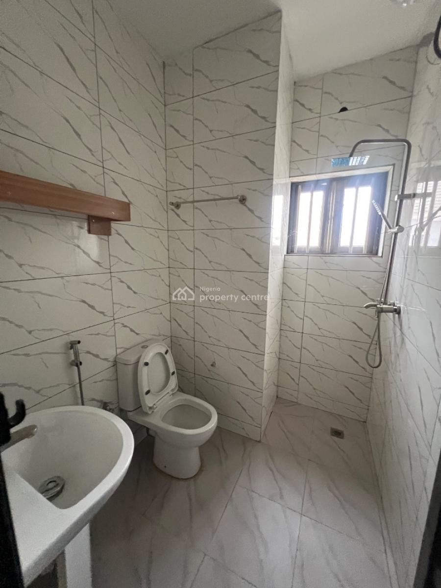 Luxury 3 Bedroom Flat with Private Staircase, Guzape District, Abuja, Flat / Apartment for Rent