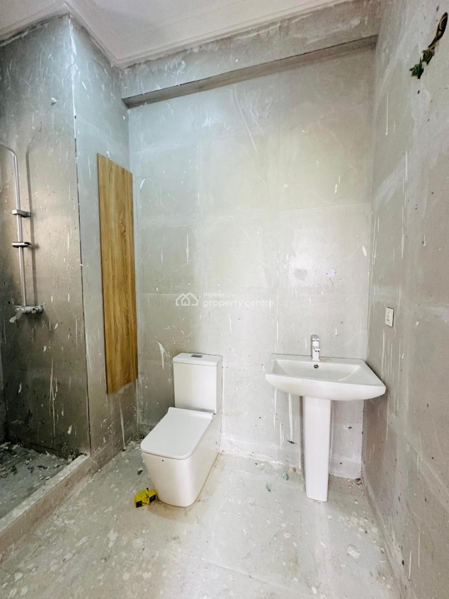 Spacious 3 Bedroom Apartment with Elevator, Osapa, Lekki, Lagos, Block of Flats for Sale