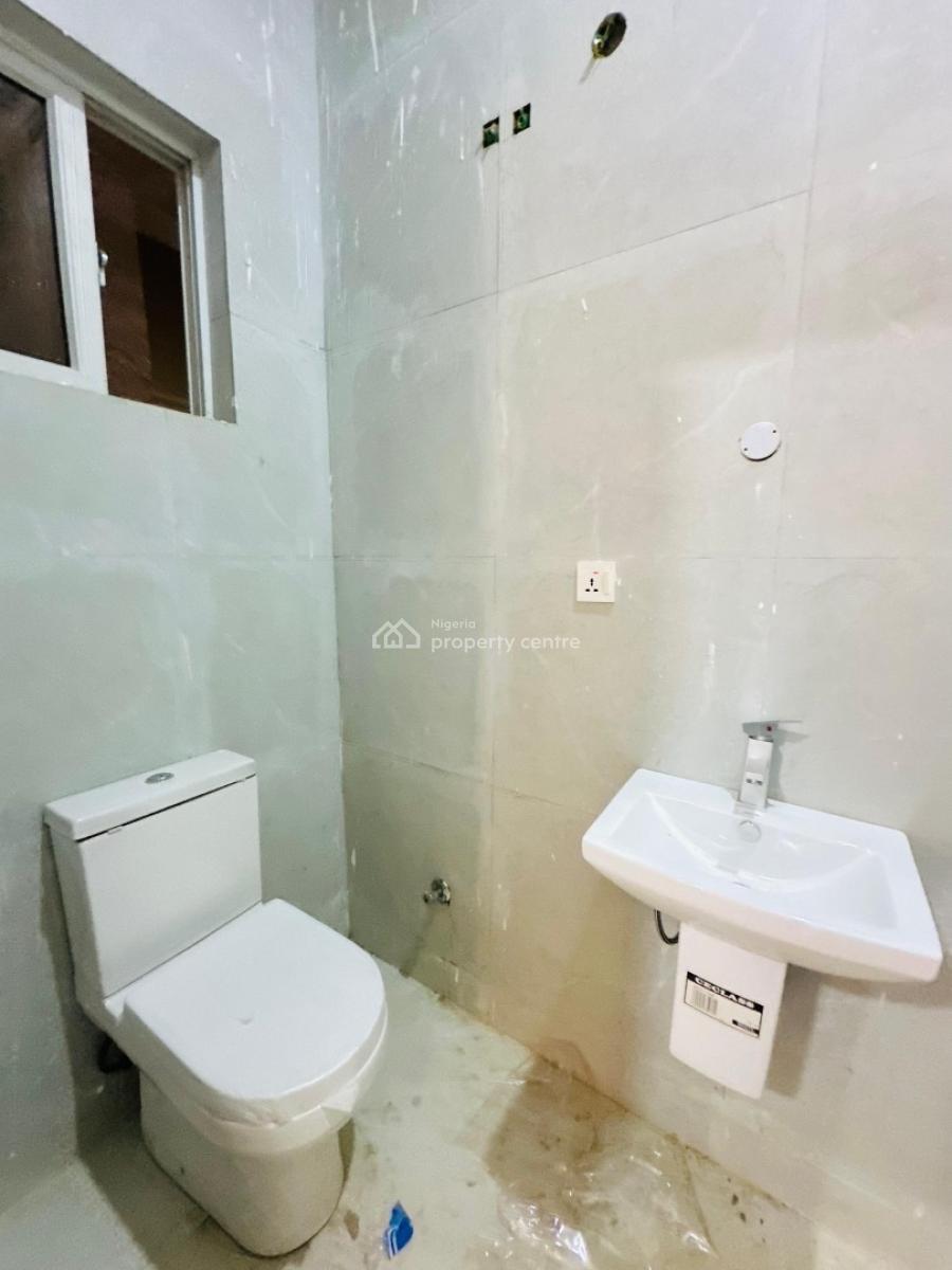 Spacious 3 Bedroom Apartment with Elevator, Osapa, Lekki, Lagos, Block of Flats for Sale
