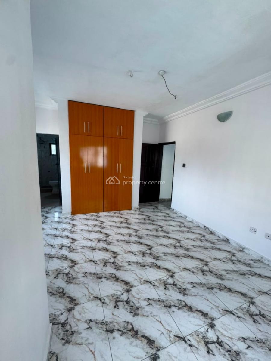 a 3 Bedroom Flat, After Osapa, Before Chevron, Agungi, Lekki, Lagos, Flat / Apartment for Rent