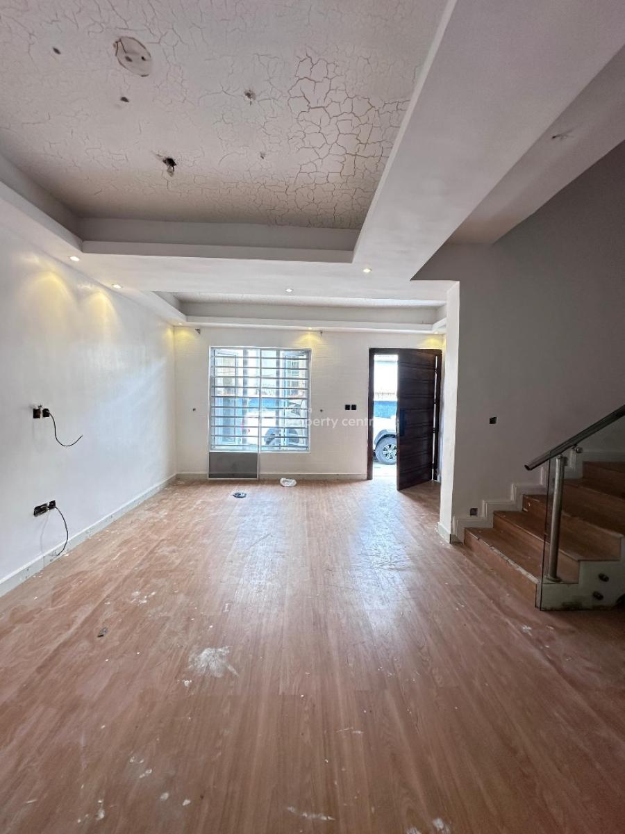 4 Bedroom Terrace Duplex Gym & Bq, Lekki Phase 1, Lekki, Lagos, Terraced Duplex for Rent