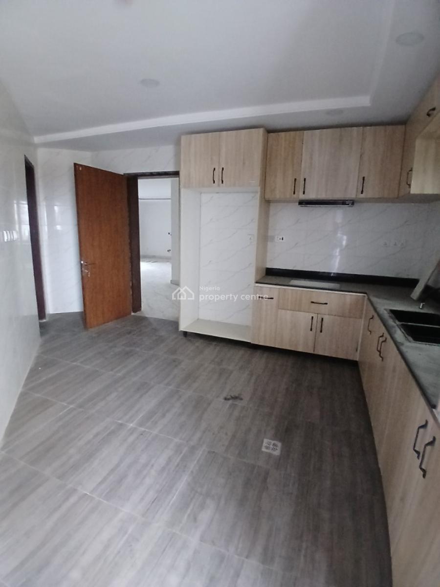 Brand New and Fitted 3 Bedroom En-suite Flat with 1 Room Bq, Elevator, Lekki Phase 1, Lekki, Lagos, Flat / Apartment for Rent
