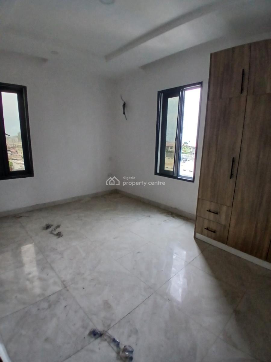 Brand New and Fitted 3 Bedroom En-suite Flat with 1 Room Bq, Elevator, Lekki Phase 1, Lekki, Lagos, Flat / Apartment for Rent