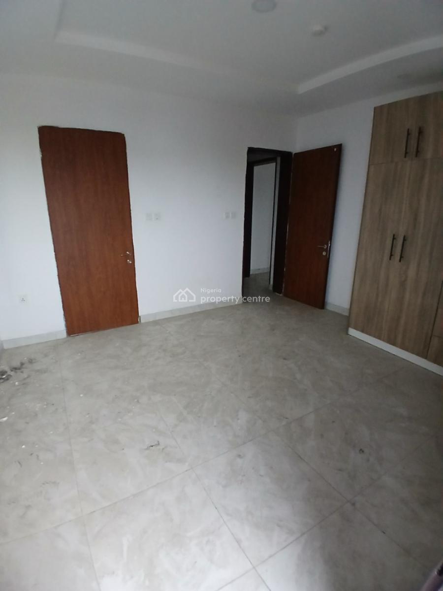 Brand New and Fitted 3 Bedroom En-suite Flat with 1 Room Bq, Elevator, Lekki Phase 1, Lekki, Lagos, Flat / Apartment for Rent