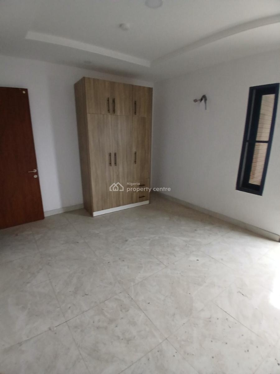 Brand New and Fitted 3 Bedroom En-suite Flat with 1 Room Bq, Elevator, Lekki Phase 1, Lekki, Lagos, Flat / Apartment for Rent