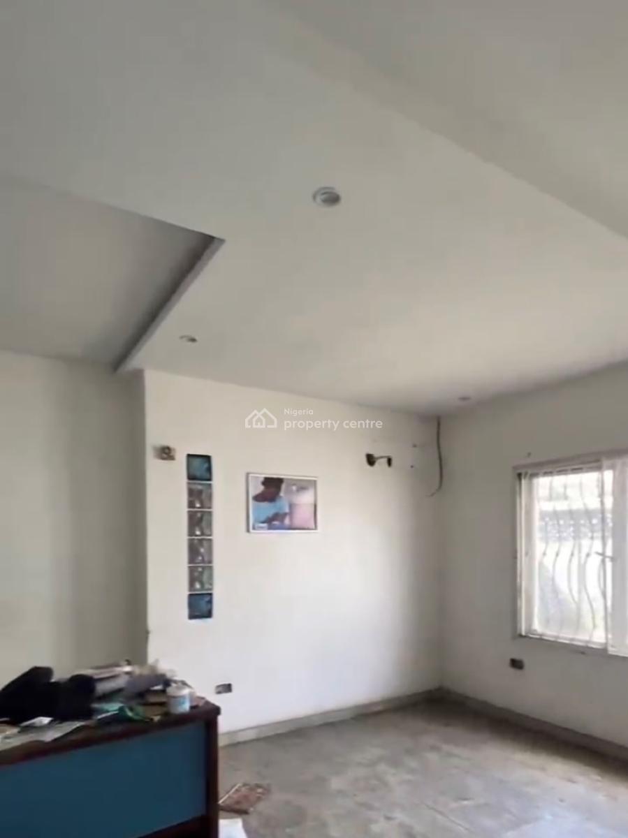 6 Bedroom Semi-detached Duplex with 2 Rooms Bq, Lekki Phase 1, Lekki, Lagos, Commercial Property for Rent