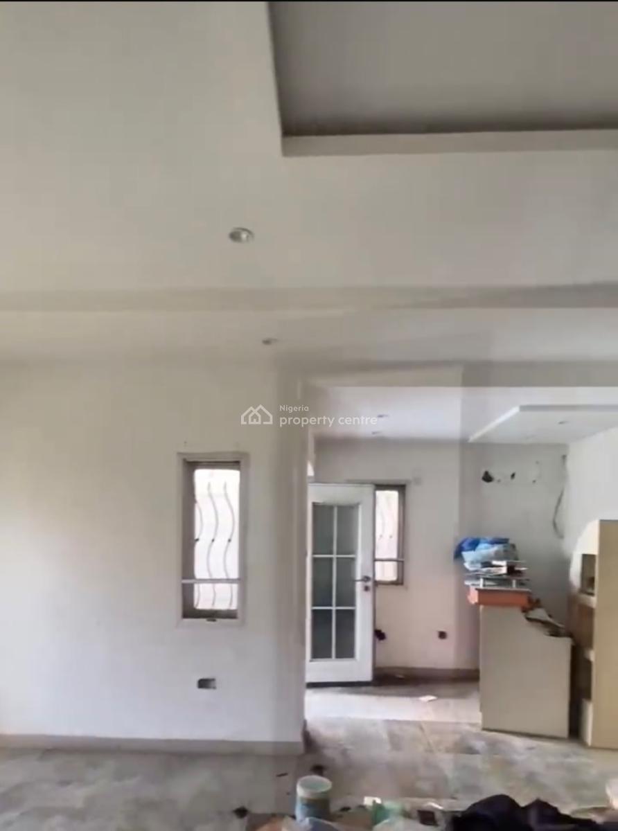 6 Bedroom Semi-detached Duplex with 2 Rooms Bq, Lekki Phase 1, Lekki, Lagos, Commercial Property for Rent
