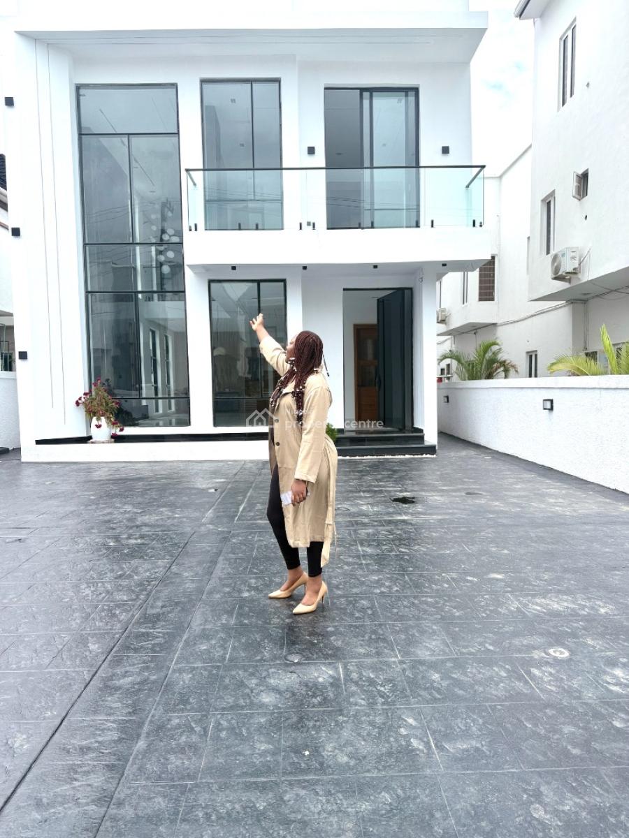 Spacious 5 Bedrooms Detached Duplex, Lekki County, Lekki, Lagos, Detached Duplex for Sale