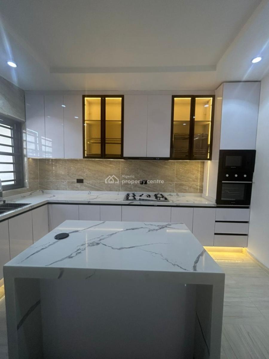 3 Bedroom Maisonette in Lekki Phase 1, Lekki Phase 1, Lekki, Lagos, Flat / Apartment for Rent