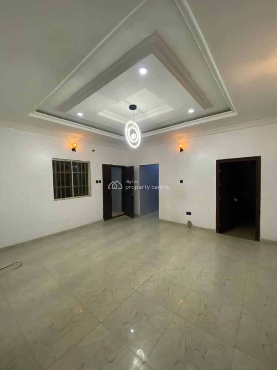 an Executive Three Bedroom Flat in a Fully Interlocked Gated Estate, Peace Land Estate Ogombo Off Abraham Adesanya Ajah., Lekki, Lagos, Flat / Apartment for Rent