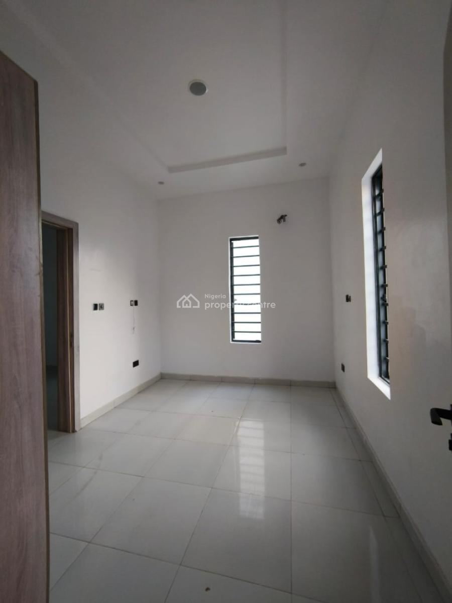 Luxury Well Built 5 Bedroom Fully Detached with Swimming Pool and Bq, Vgc, Lekki, Lagos, Detached Duplex for Sale