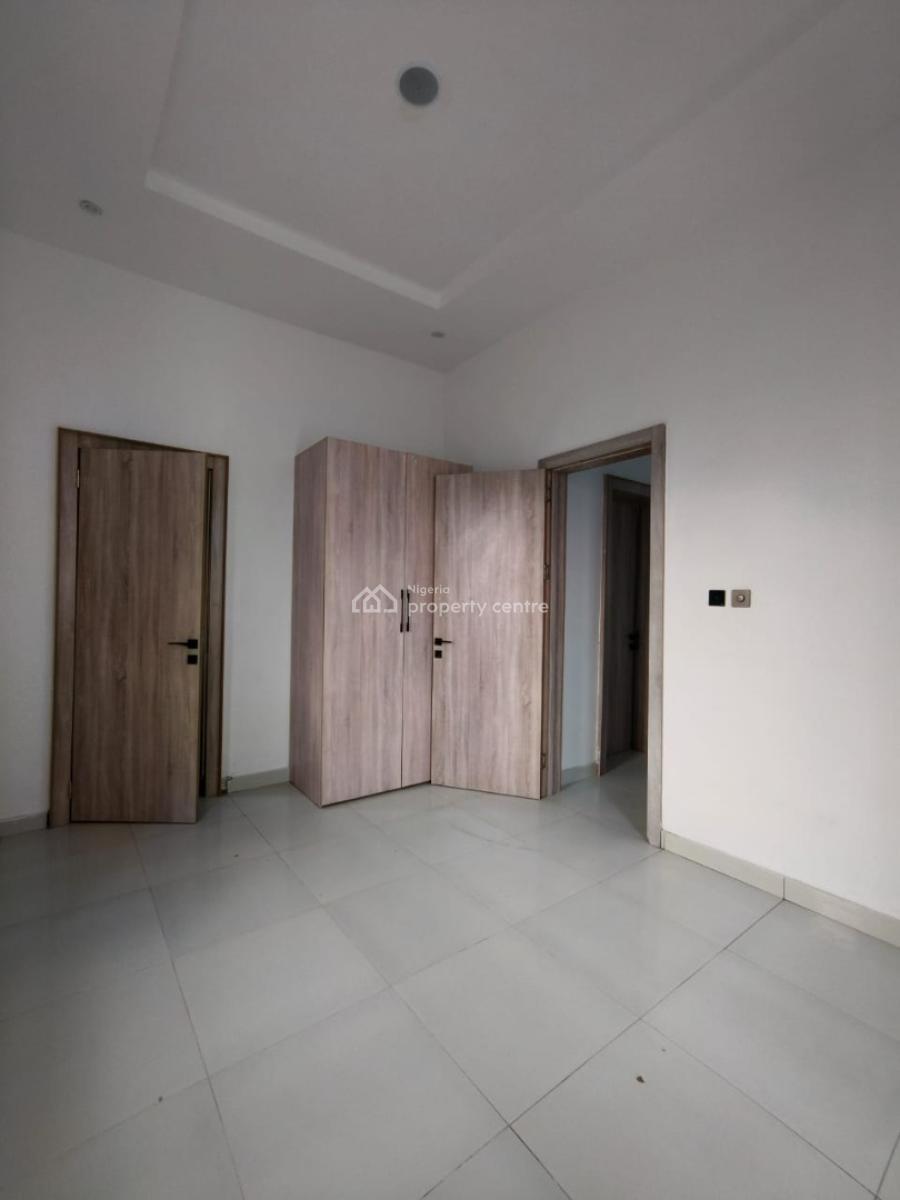 Luxury Well Built 5 Bedroom Fully Detached with Swimming Pool and Bq, Vgc, Lekki, Lagos, Detached Duplex for Sale